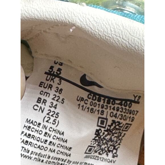 Size 5.5 - Nike Off-White x Waffle Racer Vivid Sky W BS739